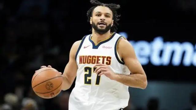 约基奇不在穆雷场均25+10+5 这表现还不能为他争得一次全明星?