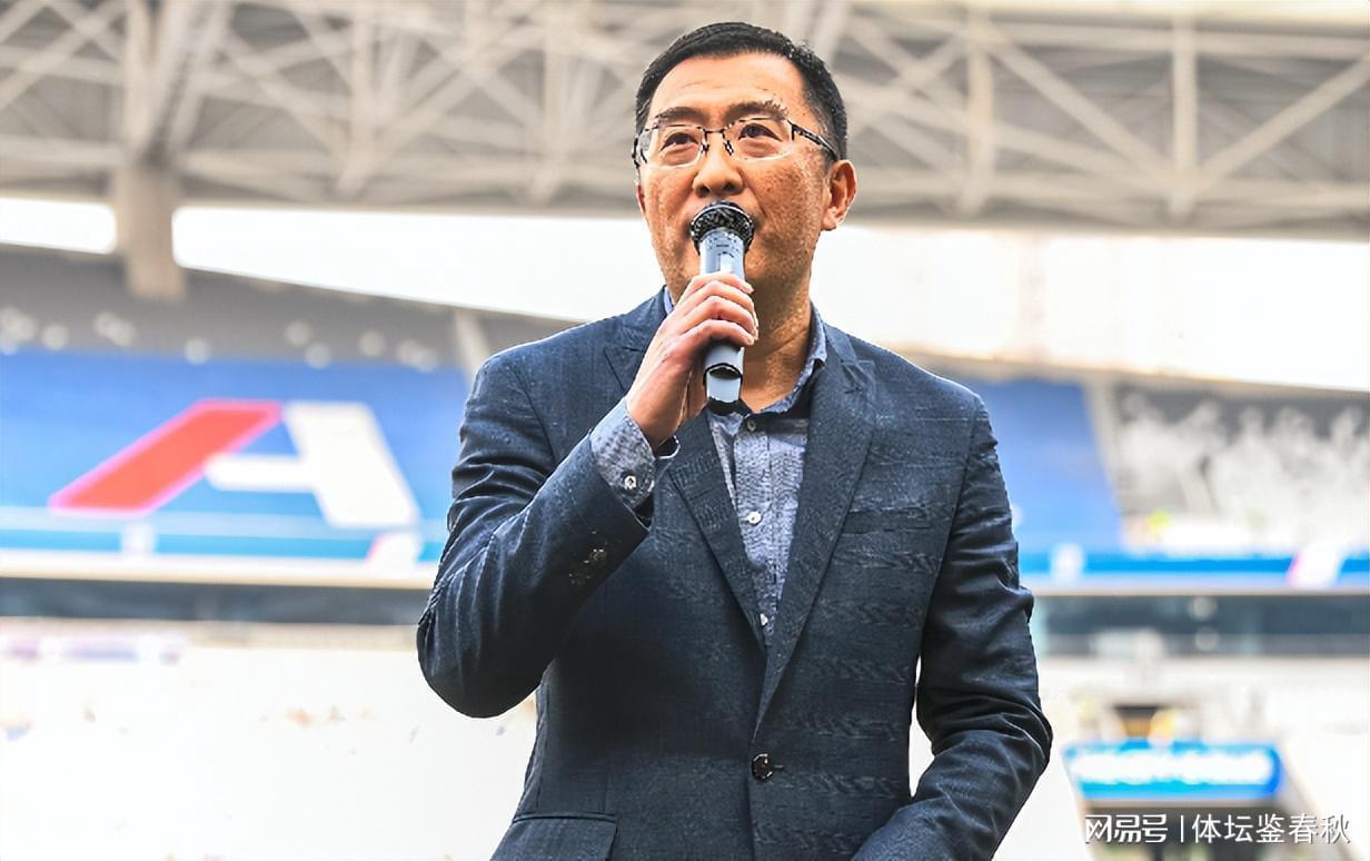 麻将-吴曦再获金球奖！韦世豪社媒表态令人遐想连篇，疑似不满中足联